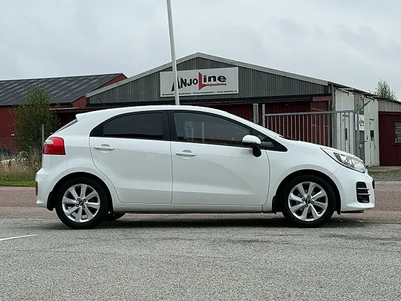 Kia Rio 2015 photo 5