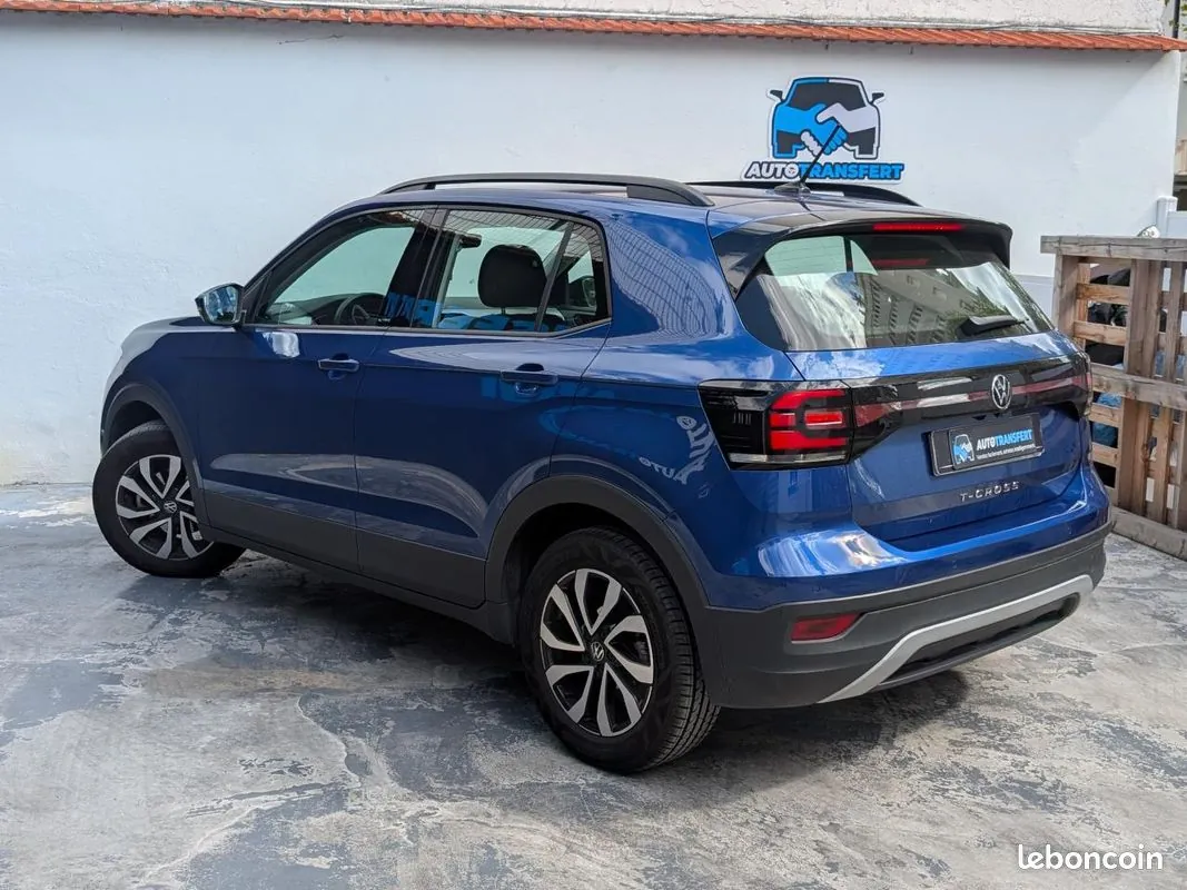 Volkswagen T-Cross 2023 photo 3