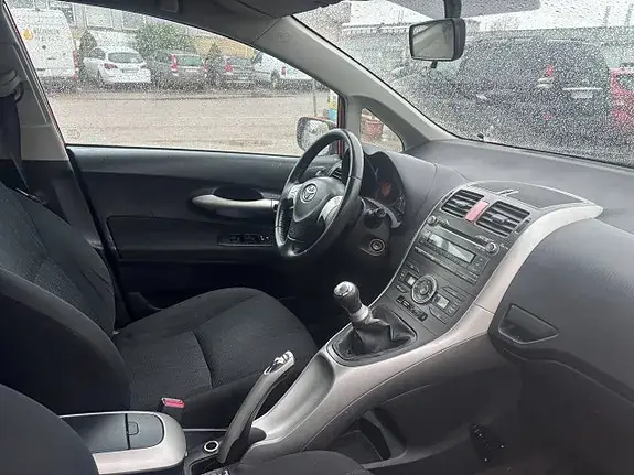 Toyota Auris 2007 photo 5