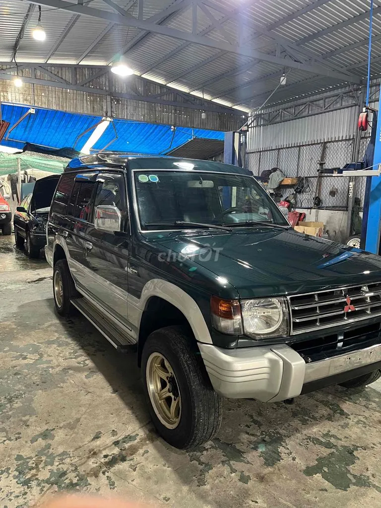 Mitsubishi Pajero 2005 photo 3