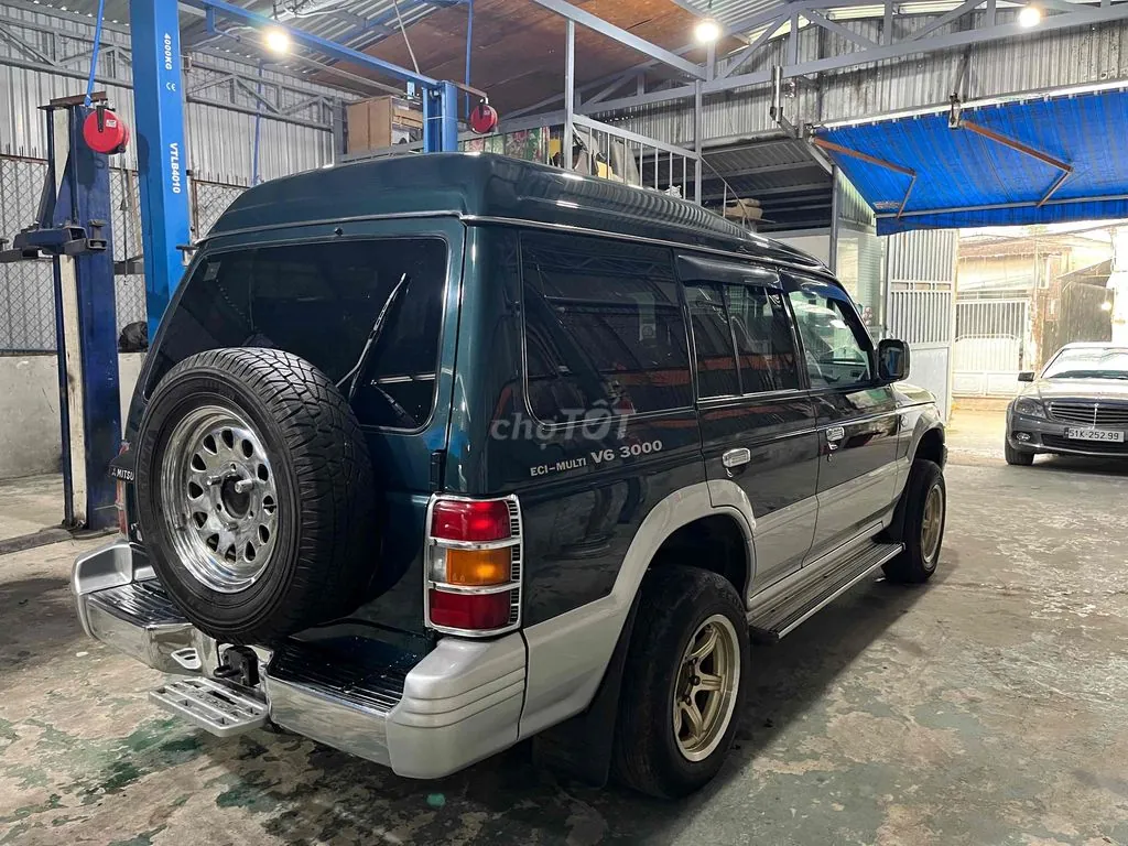 Mitsubishi Pajero 2005 photo 5