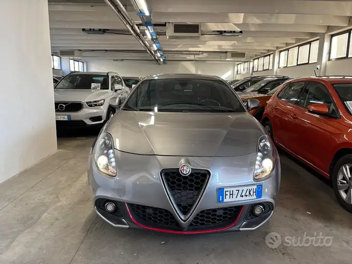 Alfa Romeo Giulietta 2017 photo 5