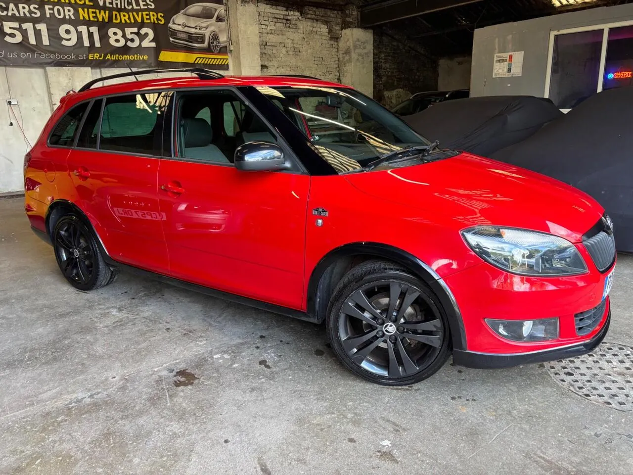 Skoda Fabia 2013 photo 2