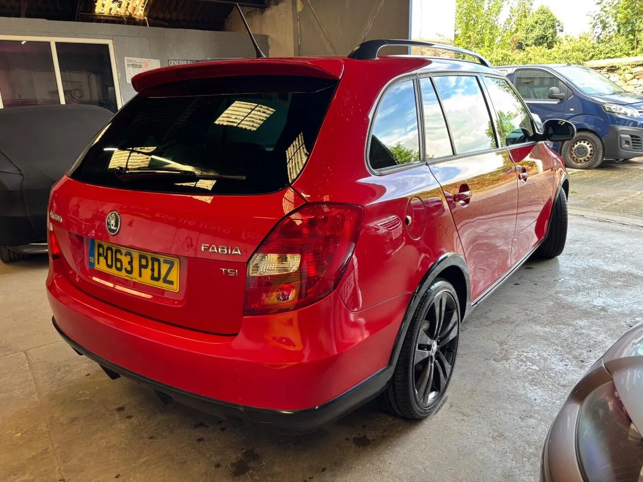 Skoda Fabia 2013 photo 4