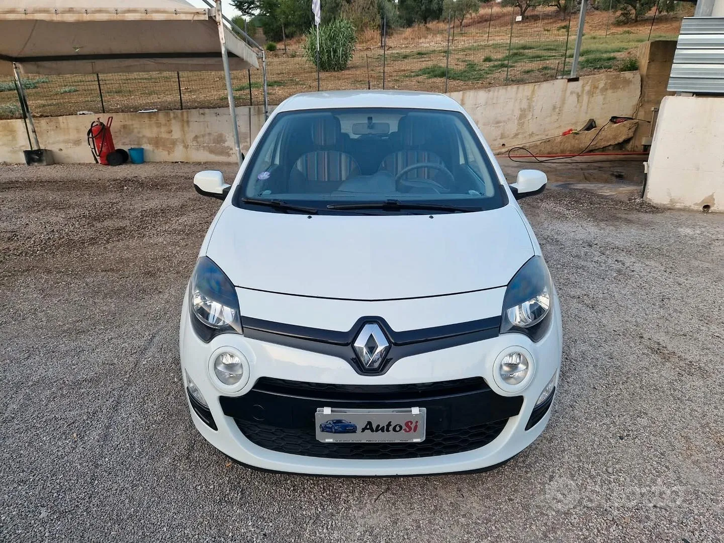 Renault Twingo 2012 photo 2
