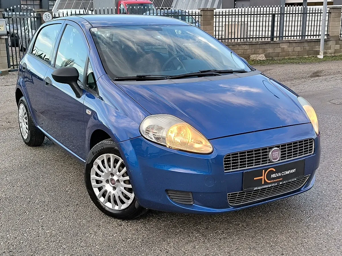 Fiat Grande Punto 2009 photo 3