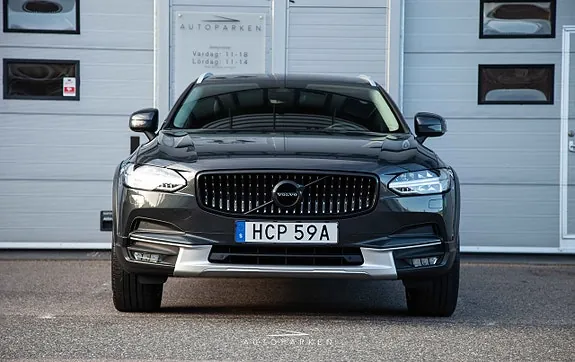 Volvo V90 Cross Country 2020 photo 2