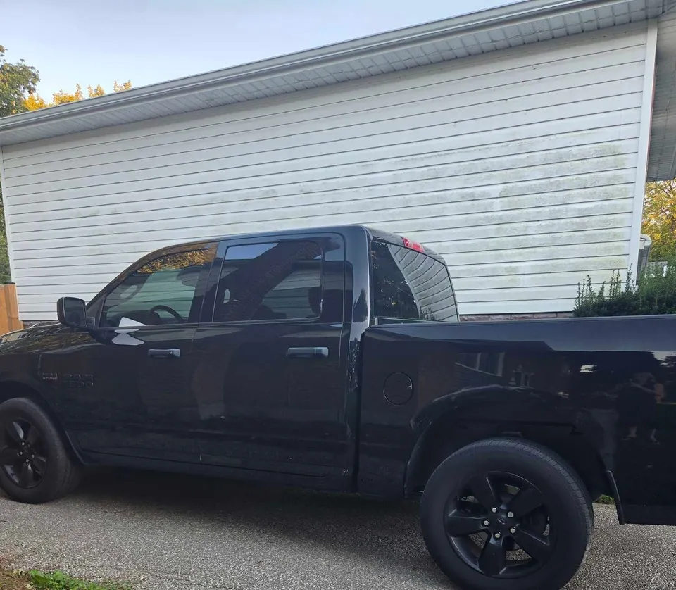 Dodge Ram 1500 Classic 2019 photo 2