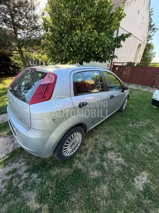 Fiat Grande Punto 2006 photo 5
