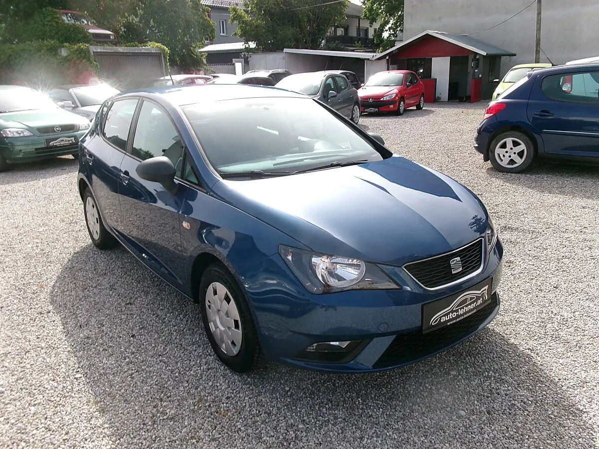 Seat Ibiza 2012 photo 2