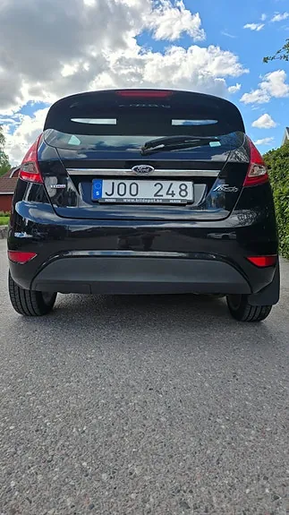 Ford Fiesta 2011 photo 4