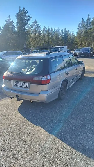Subaru Legacy 2000 photo 3