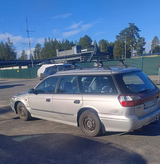 Subaru Legacy 2000 photo 5