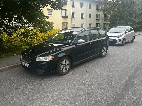 Volvo V50