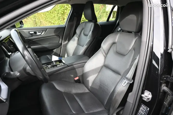 Volvo V60 2021 photo 3