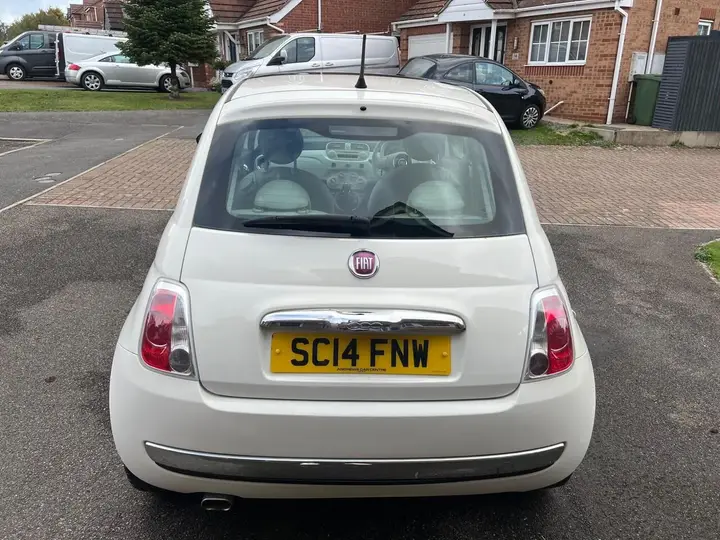 Fiat 500 Lounge 2014 photo 3