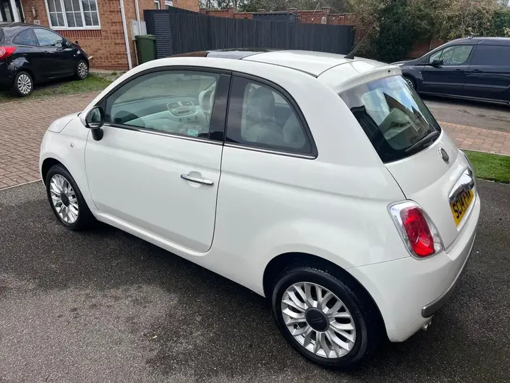 Fiat 500 Lounge 2014 photo 4