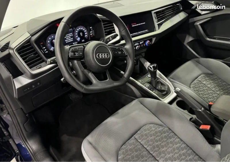 Audi A1 2023 photo 3