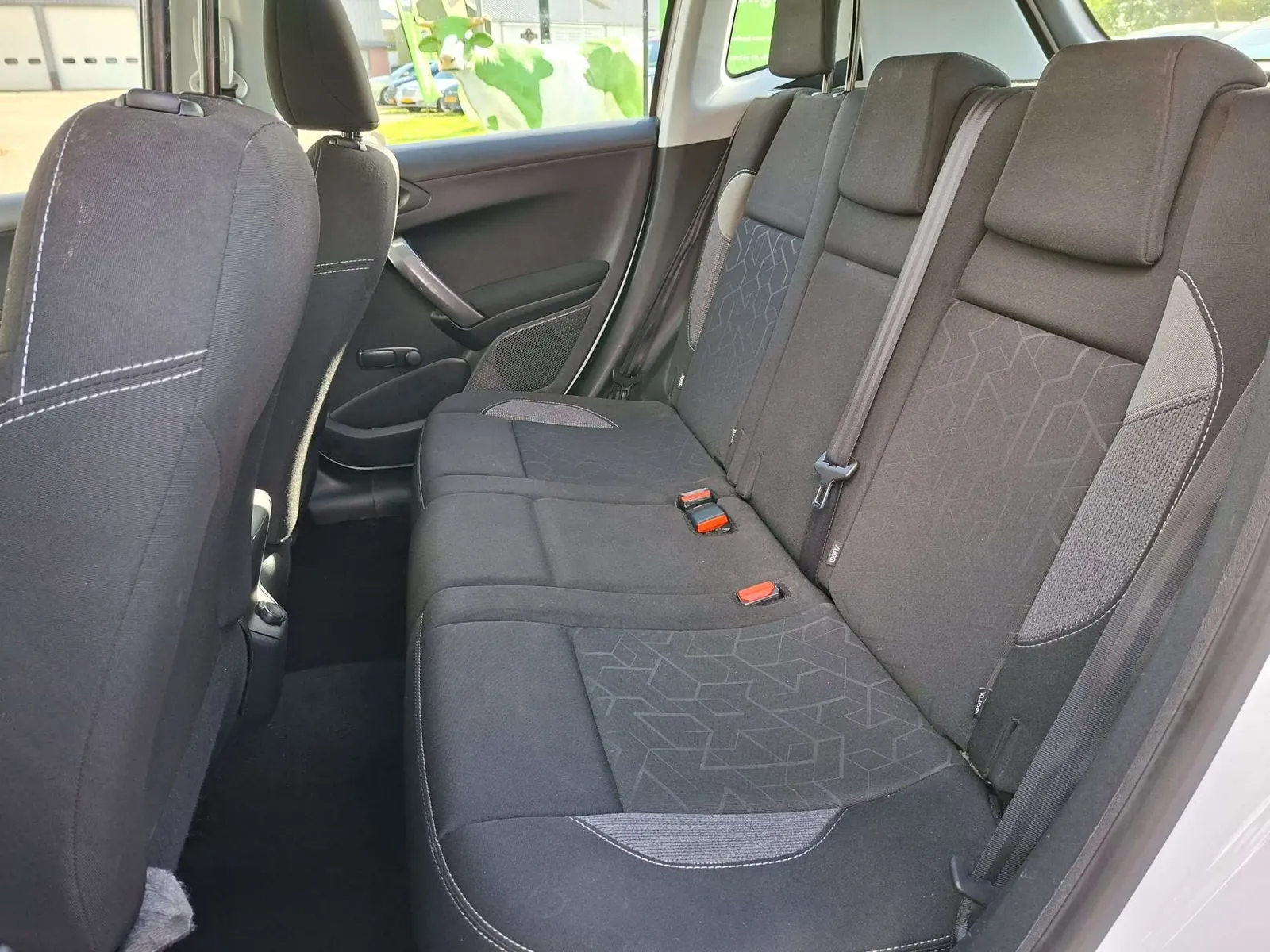Peugeot 2008 2016 photo 5