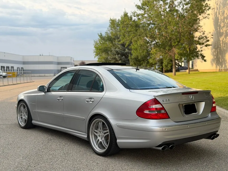 Mercedes-Benz E-Class 2004 photo 3