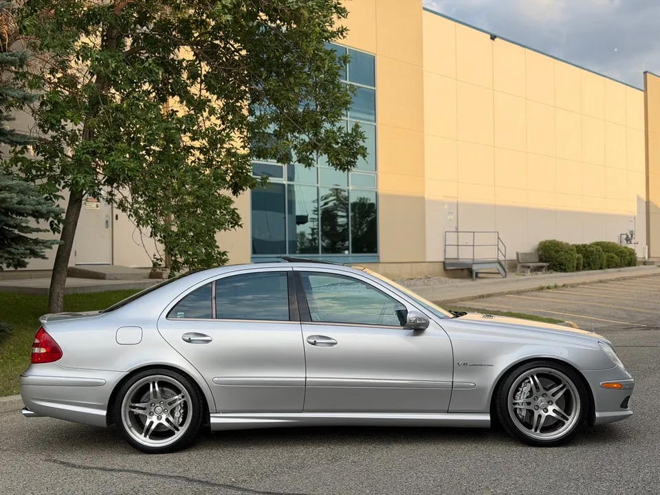 Mercedes-Benz E-Class 2004 photo 5