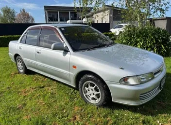 Mitsubishi Lancer 1994 photo 2