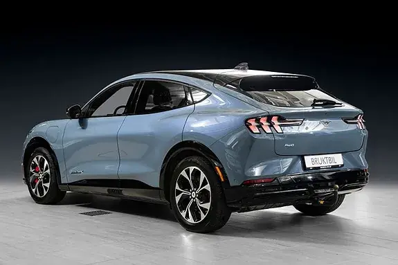 Ford Mustang Mach-E 2023 photo 2