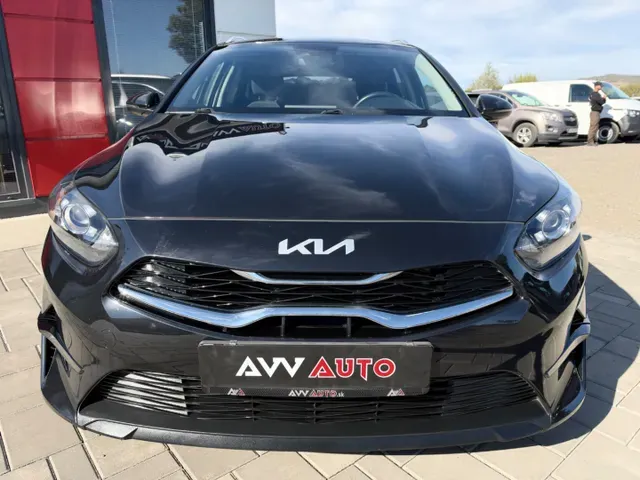 Kia Ceed Sw 2022 photo 2