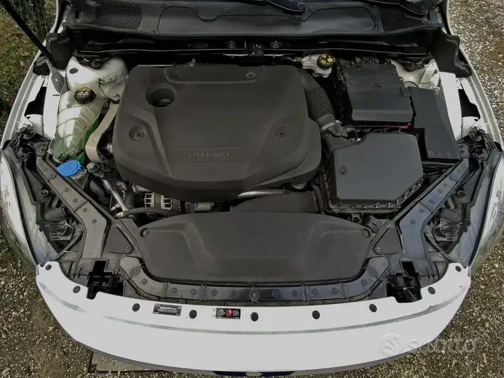 Volvo V40 2018 photo 4