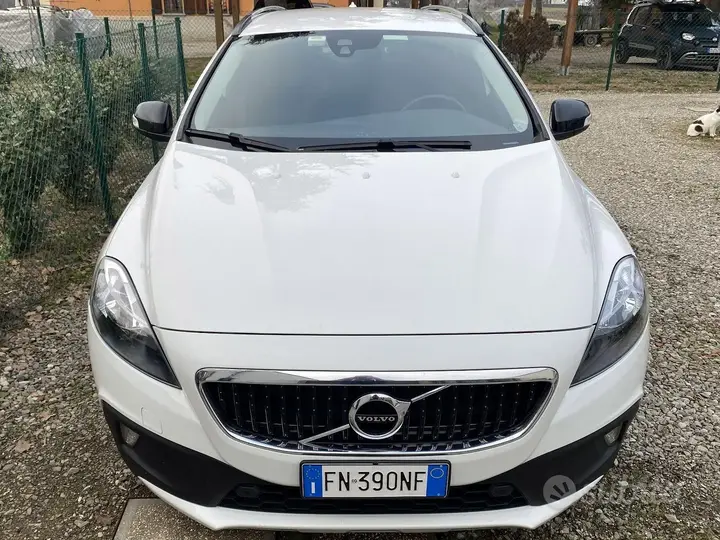 Volvo V40 2018 photo 3