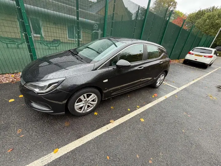 Vauxhall Astra 2016 photo 4
