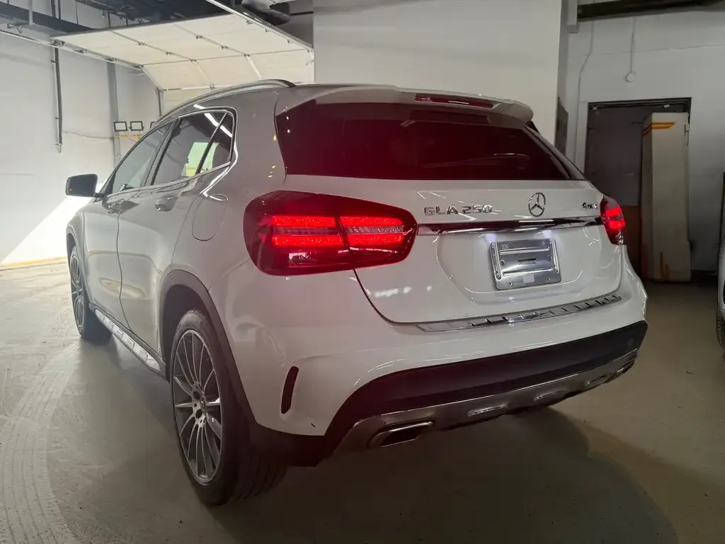 Mercedes-Benz Gla 2018 photo 4