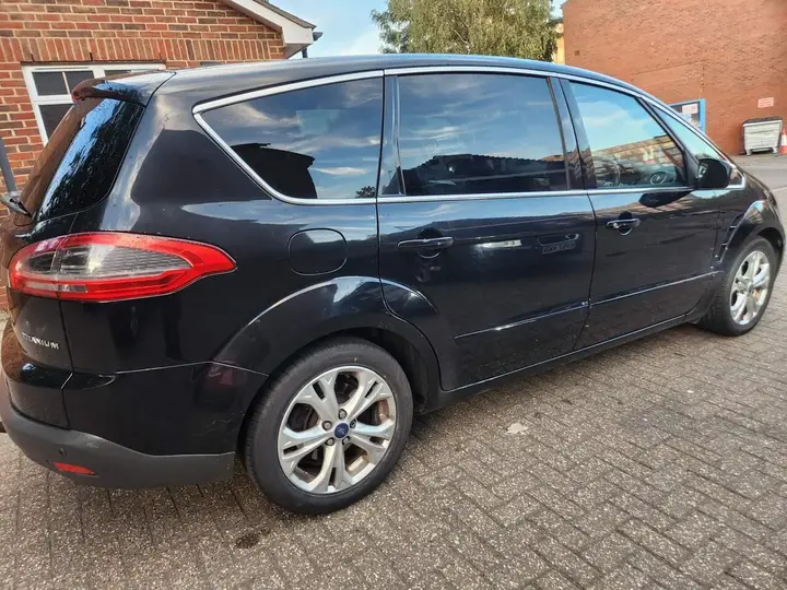 Ford S-Max 2011 photo 5