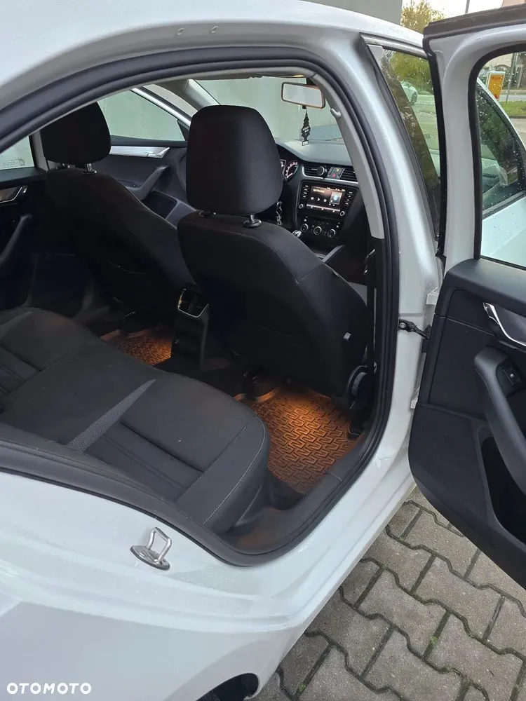 Skoda Octavia 2019 photo 4