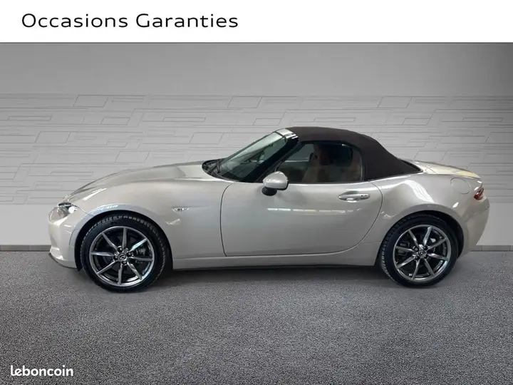 Mazda Mx-5 2023 photo 2
