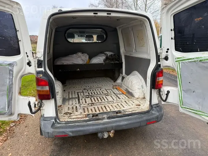 Volkswagen T5 2005 photo 5