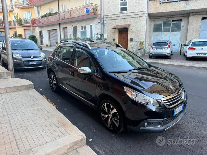 Peugeot 2008 2014 photo 2