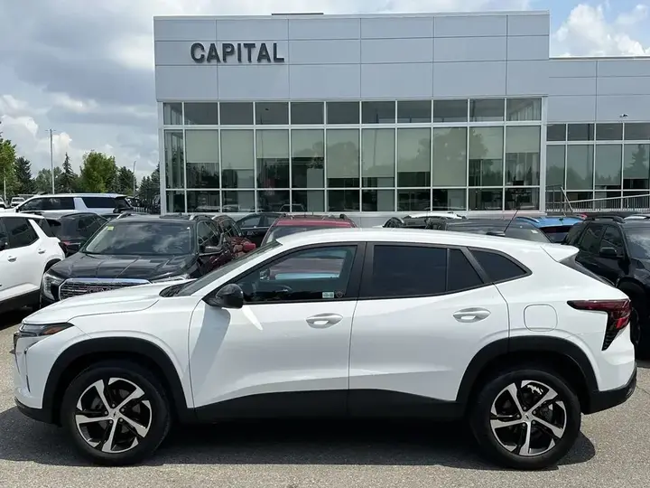 Chevrolet Trax 2026 photo 3