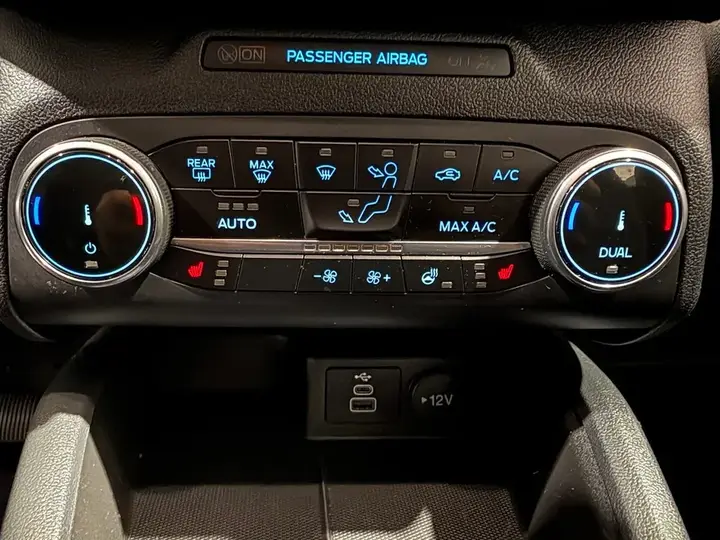 Ford Escape 2025 photo 4