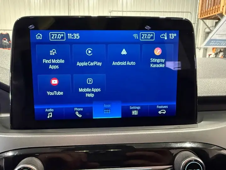 Ford Escape 2025 photo 2