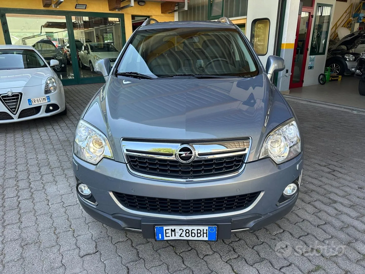Opel Antara 2012 photo 2