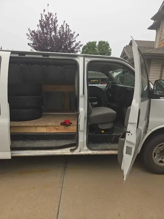 Chevrolet Express 2018 photo 3