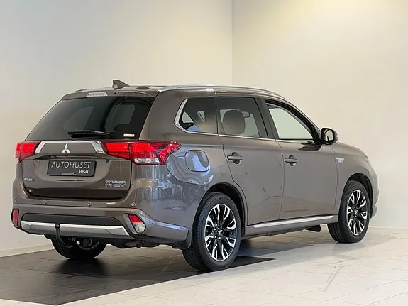Mitsubishi Outlander 2017 photo 5