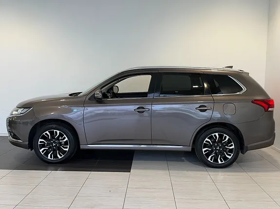 Mitsubishi Outlander 2017 photo 4