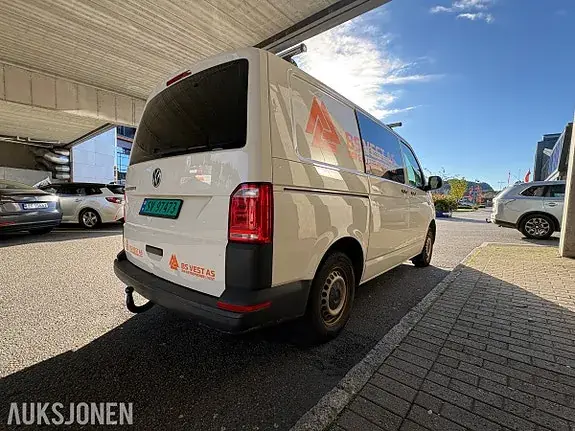 Volkswagen Transporter 2019 photo 3