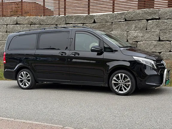 Mercedes-Benz V300 D 2022 photo 4