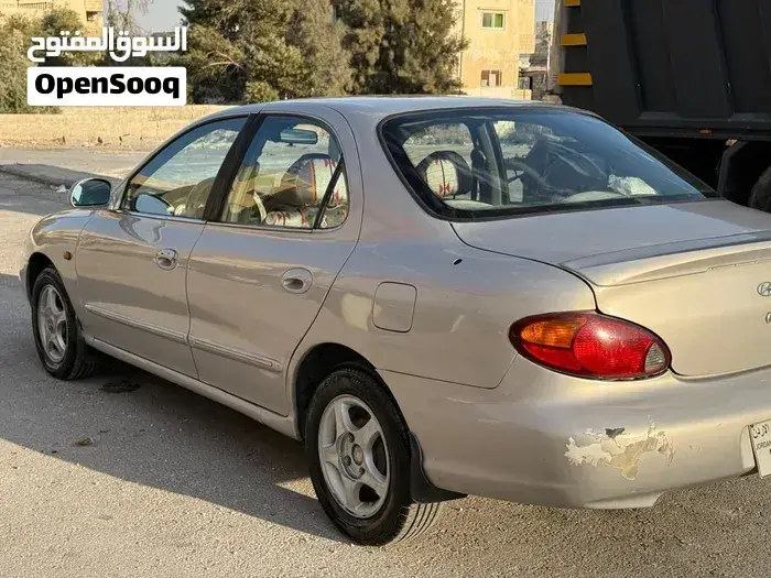 Hyundai Avante 2000 photo 2