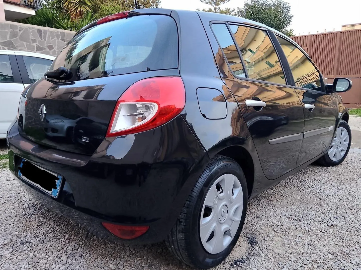 Renault Clio 2011 photo 4