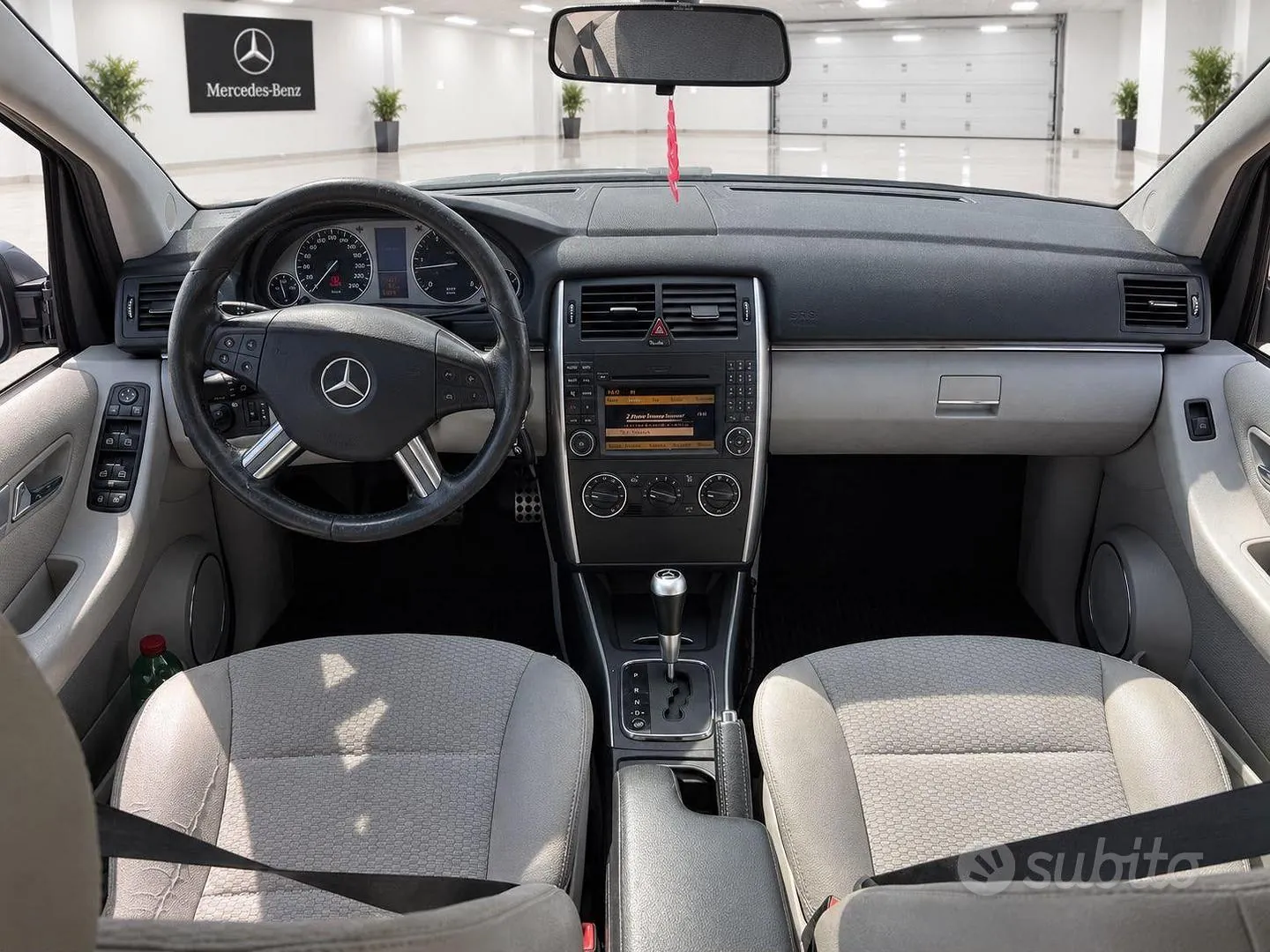Mercedes-Benz B-Class 2010 photo 5