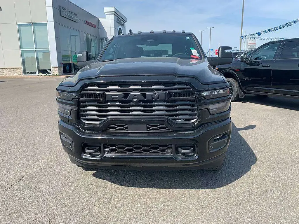 Ram 3500 2026 photo 2